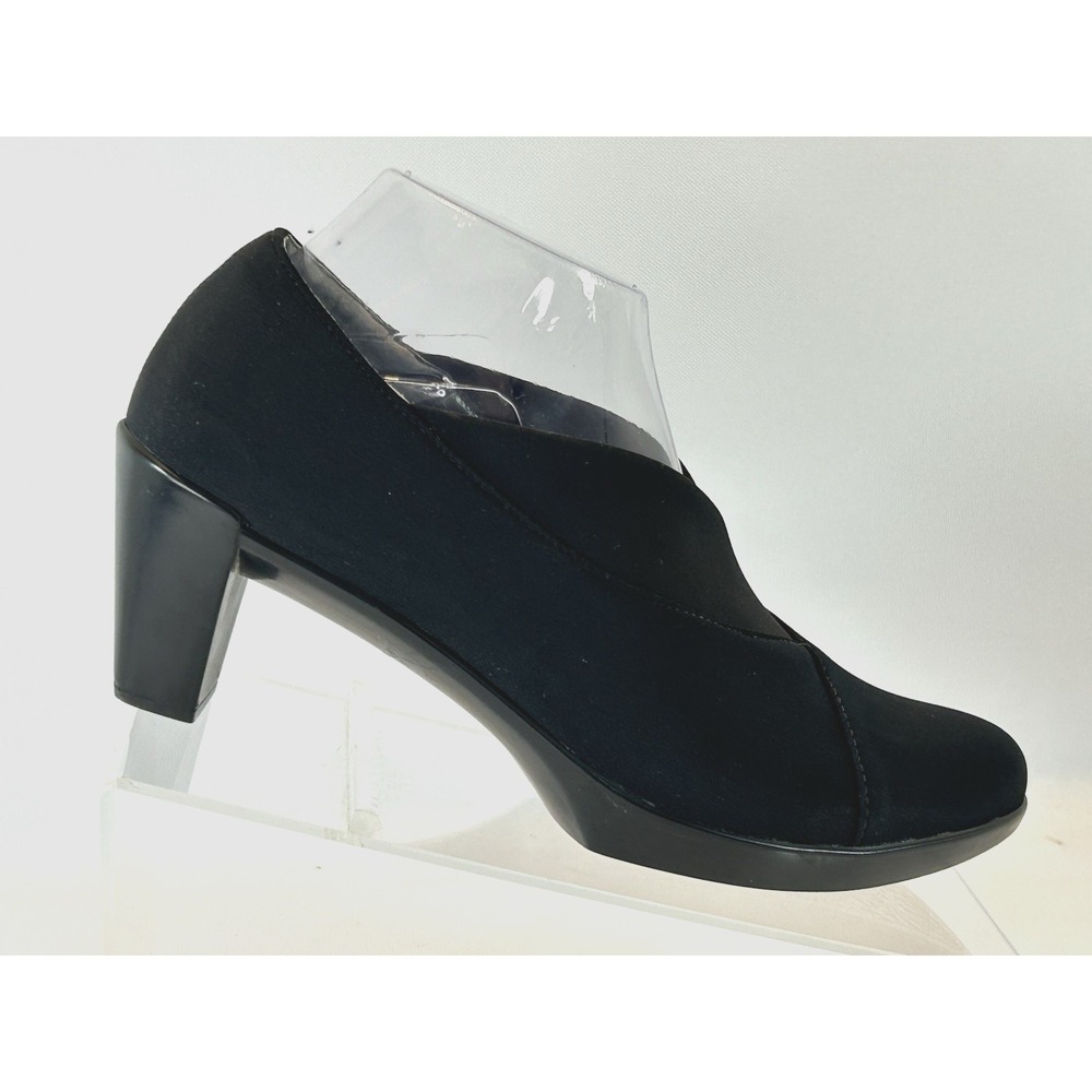 NAOT Lucente Stretch Fabric Heels Women's 39EU 8.5US Black Slip On Comfort Pumps